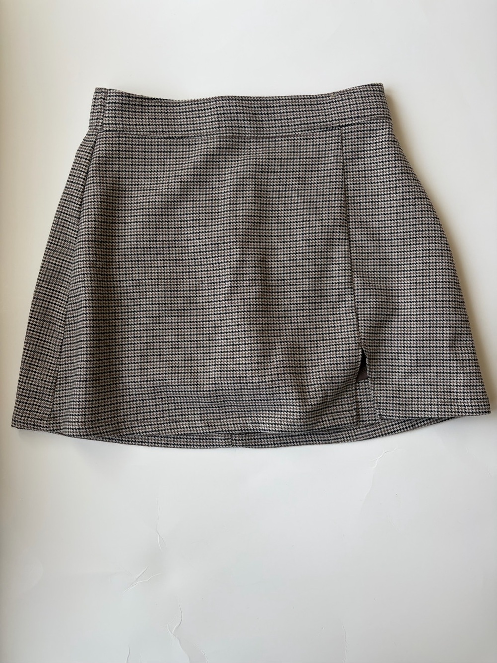 Hollister High Waisted Mini Skirt with Slit and Built in Shorts